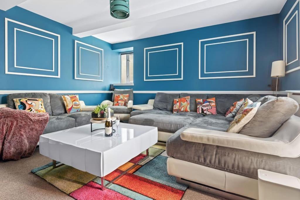 Luxurious 3 Bedroom Apartment In Park Estate 诺丁汉 外观 照片